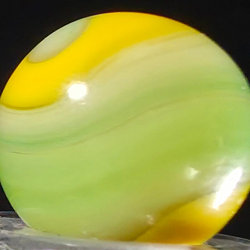 Akro UV Lime Green Popeye .63 Mint 9.4