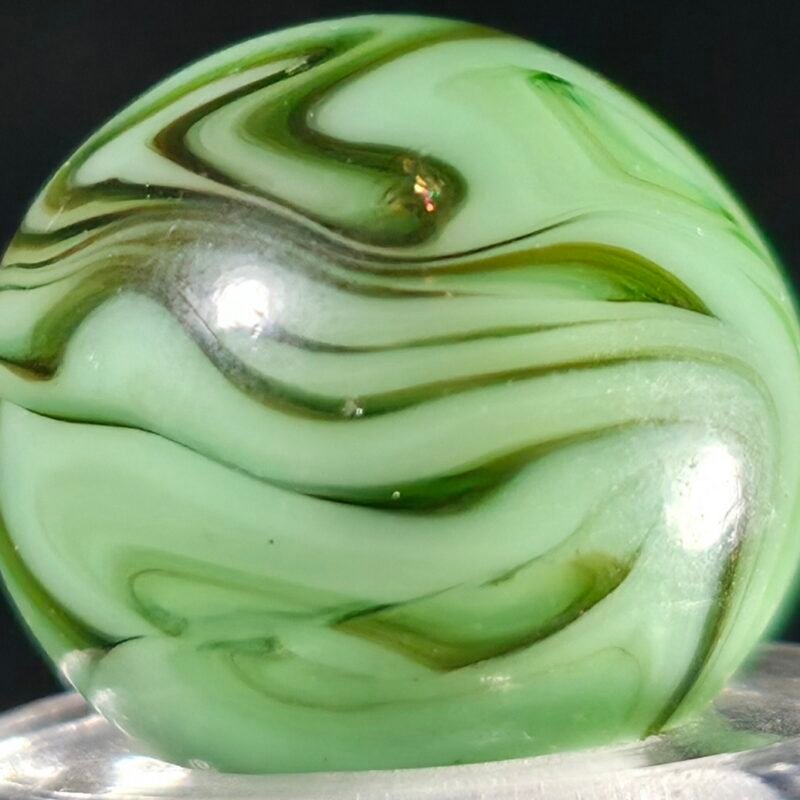 Alley Pistachio Flame .63 Mint(-) 9.3