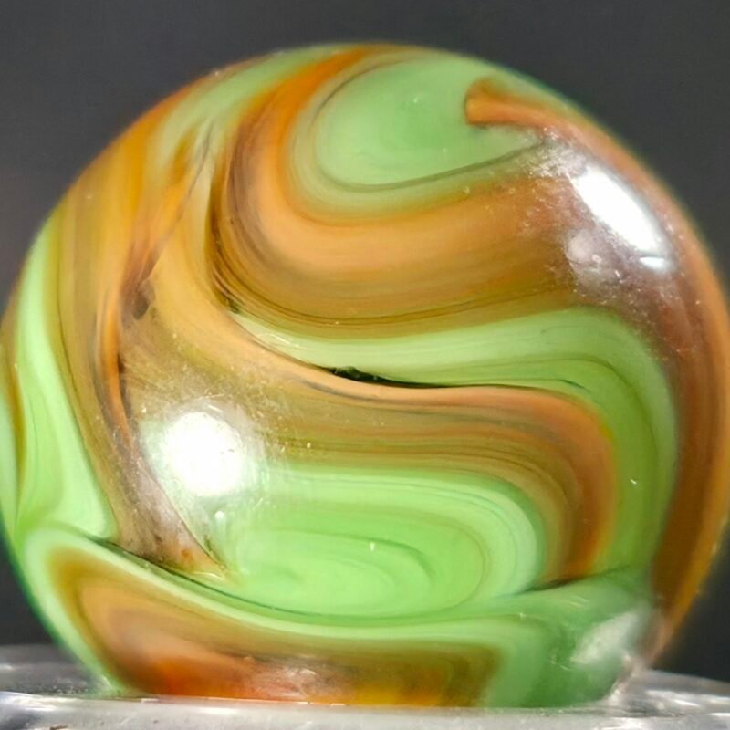 Christensen 3 Color Swirl Busy .61 Mint(-) 9.4