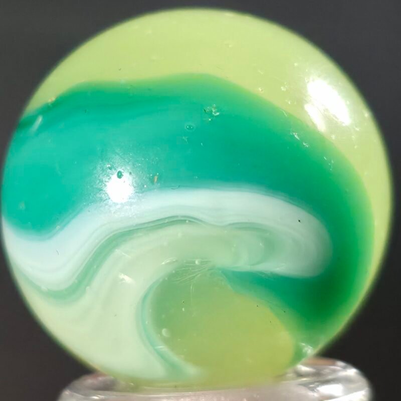 Akro Limeade Boulder 1.01In Mint(-) 9.4