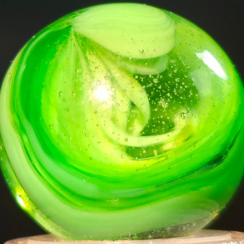 Akro 2 Color Snake Dark Green/Lime Green .61 Gem 9.9